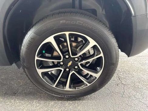 Used 2025 Chevrolet TrailBlazer LT AWD/4WD image 11