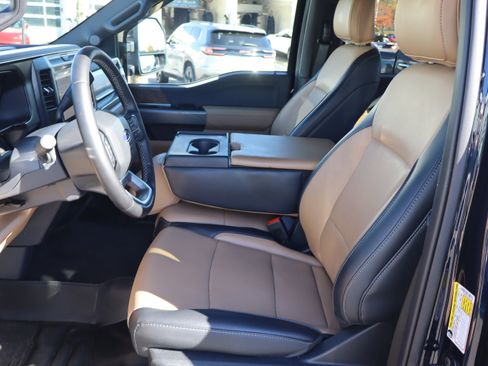 Used 2025 Ford F250 Lariat image 19