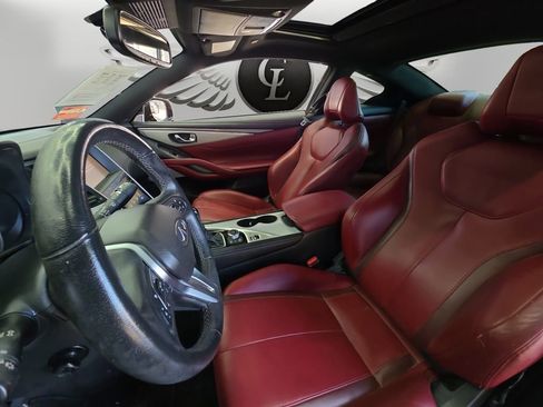 Used 2018 INFINITI Q60 Red Sport 400 w/ Pro Active Package image 10