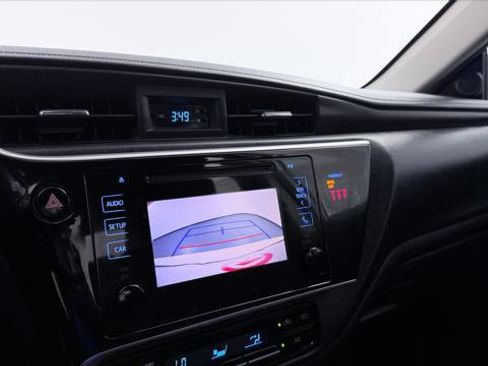 Used 2019 Toyota Corolla LE FWD image 30