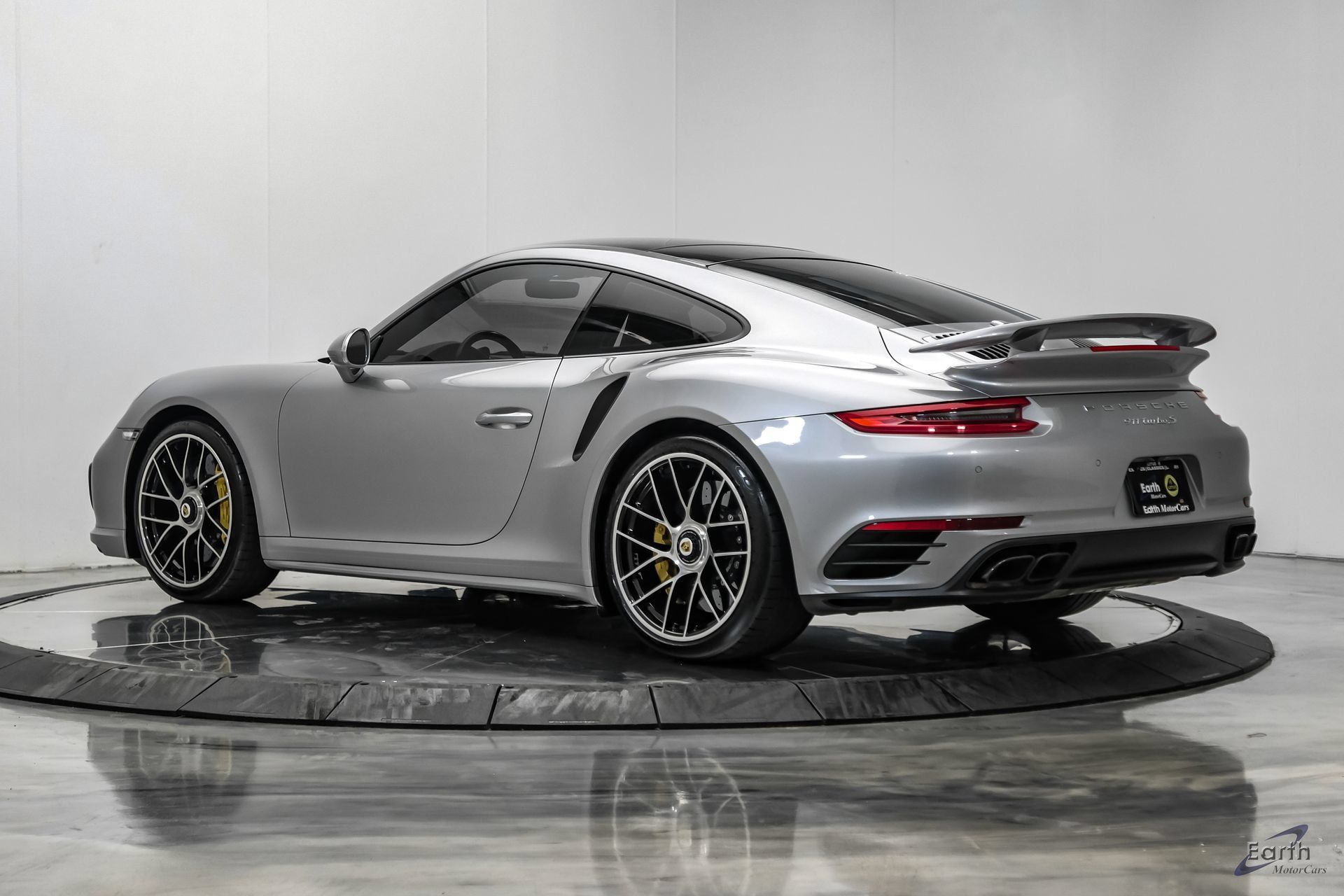 Used 2017 Porsche 911 Turbo S AWD/4WD image 9
