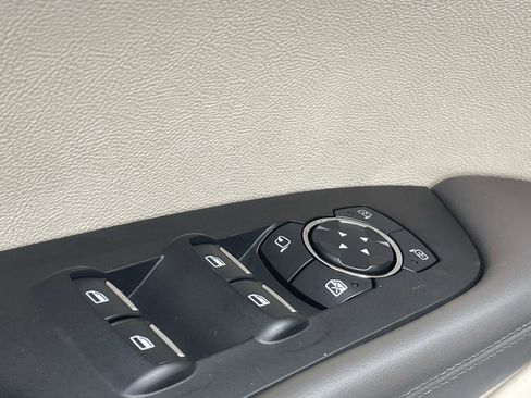 Used 2020 Lincoln Nautilus Reserve image 16