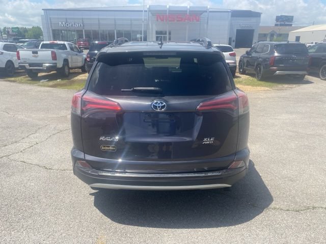 Used 2018 Toyota RAV4 XLE AWD/4WD image 5