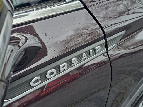 Certified 2023 Lincoln Corsair FWD w/ Equipment Group 101A image 6