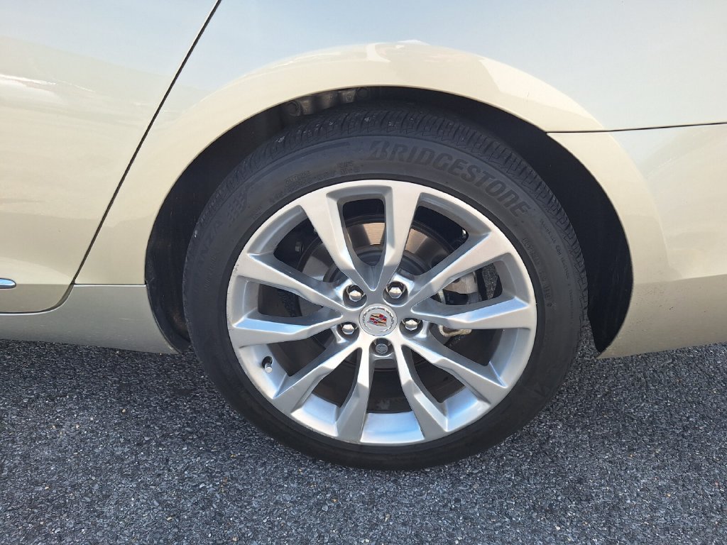 Used 2015 Cadillac XTS Luxury FWD image 25