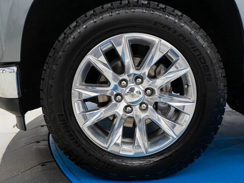 Used 2021 Chevrolet Silverado 1500 LTZ image 8