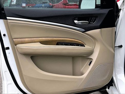 Used 2019 Acura MDX FWD w/ Advance Package image 21