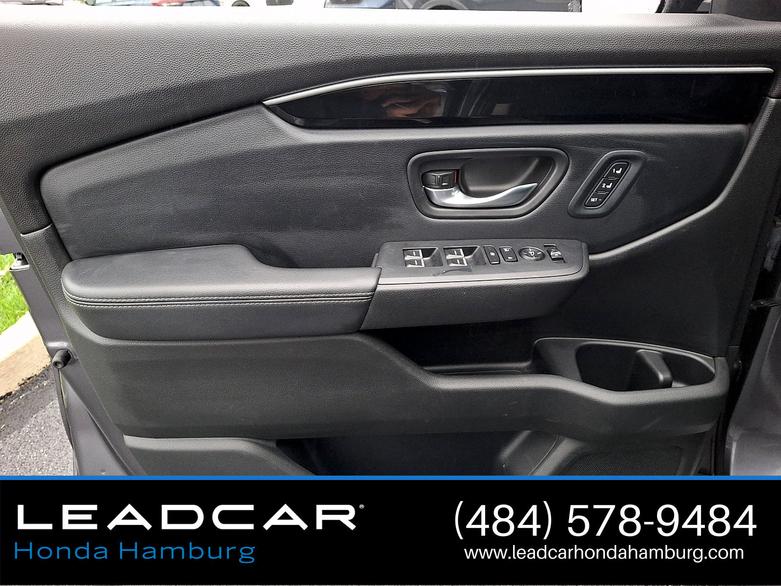 Used 2025 Honda Pilot EX-L image 14