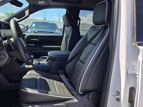 New 2026 GMC Sierra 1500 AT4X AWD/4WD image 14