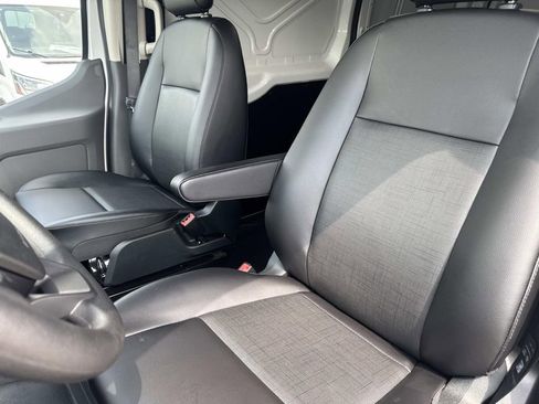 New 2025 Ford Transit 250 Low Roof image 19
