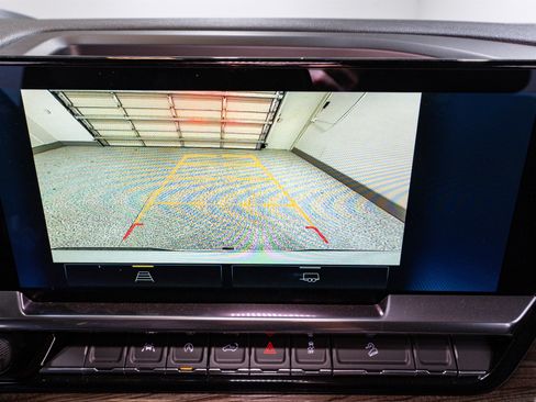 Used 2024 Chevrolet Silverado 1500 RST image 19