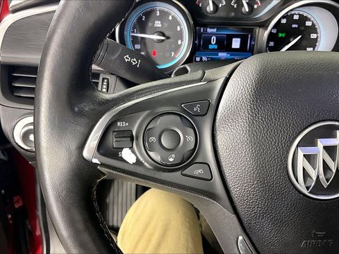 Used 2018 Buick Envision Essence image 23