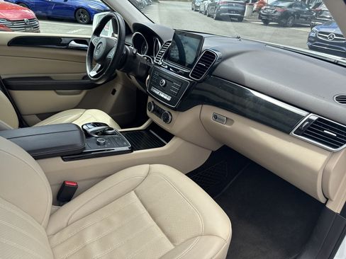 Used 2017 Mercedes-Benz GLE 350 4MATIC image 16