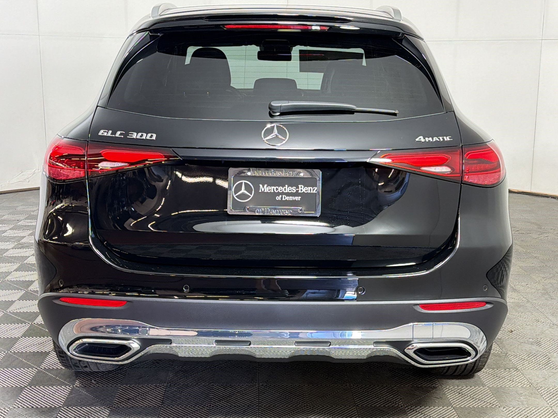 Used 2026 Mercedes-Benz GLC 300 4MATIC image 10