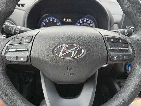 Used 2022 Hyundai Kona SEL AWD/4WD image 25