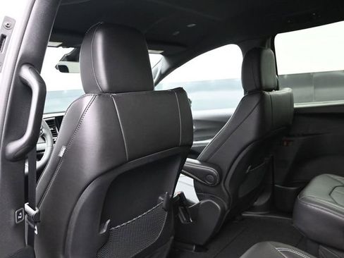 New 2026 Chrysler Voyager LX FWD image 26