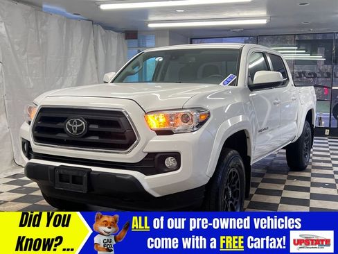 Used 2020 Toyota Tacoma SR5 image 2