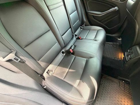 Used 2019 Mercedes-Benz CLA 250 4MATIC image 14