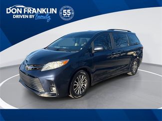 Used 2019 Toyota Sienna XLE video 1