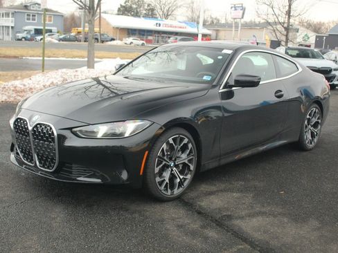 New 2026 BMW 430i Coupe w/ Parking Assistance Package RWD image 4