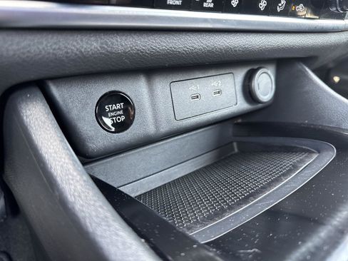 Used 2025 Nissan Rogue SV FWD image 26