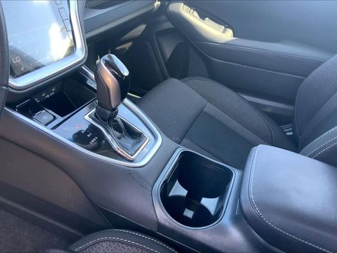 Used 2021 Subaru Outback Premium w/ Popular Package #1 image 16