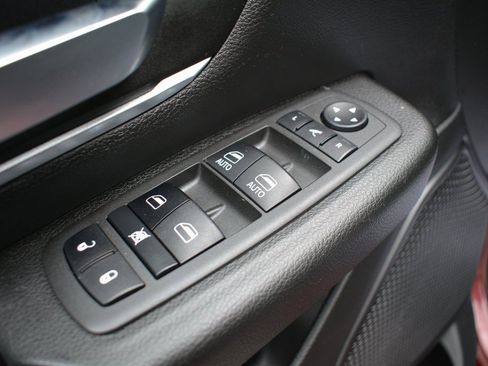 Used 2022 RAM 1500 Big Horn image 8