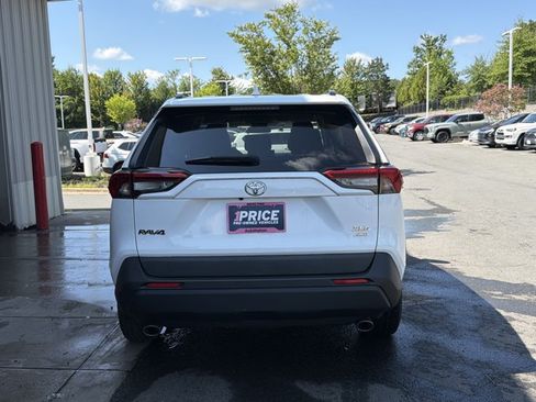 Used 2020 Toyota RAV4 XLE w/ All Weather Liner Package AWD/4WD image 6
