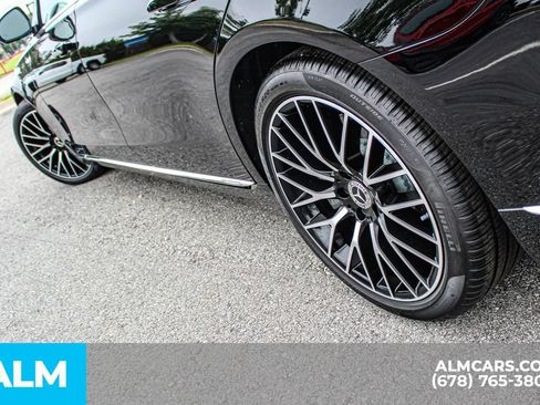 Used 2025 Mercedes-Benz S 580 4MATIC Sedan image 15