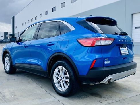 Used 2020 Ford Escape SE image 7