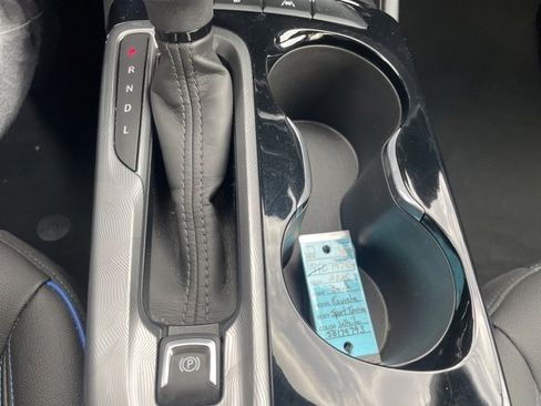 Used 2025 Buick Envista Sport Touring image 28