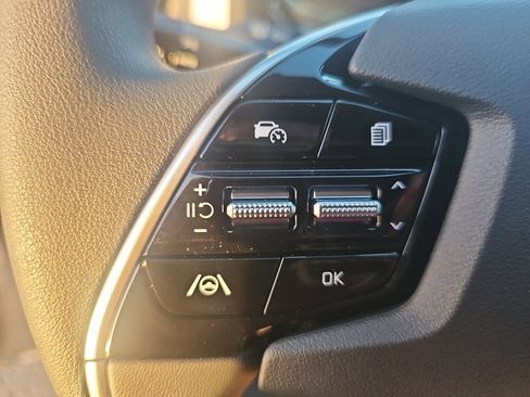 New 2026 Kia Niro LX image 11