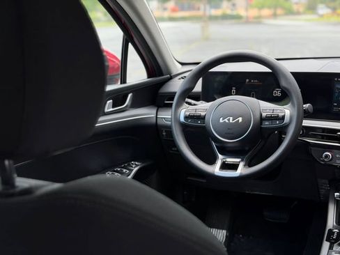 Certified 2025 Kia K5 LXS FWD image 37