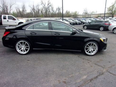 Used 2018 Mercedes-Benz CLA 250 CLA250 4MATIC image 4