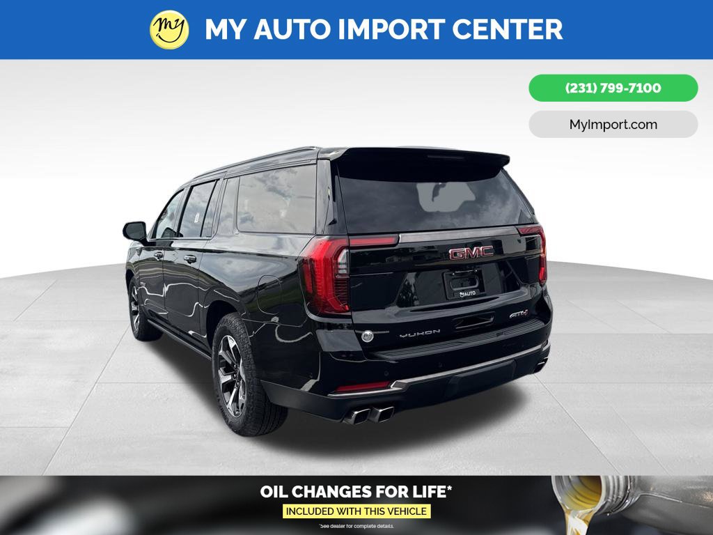 Used 2025 GMC Yukon XL AT4 Ultimate AWD/4WD image 5