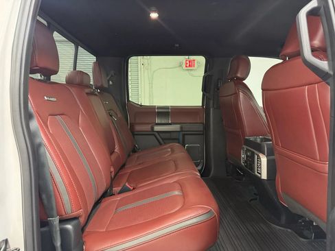 Used 2019 Ford F150 Platinum w/ Equipment Group 701A Luxury AWD/4WD image 15