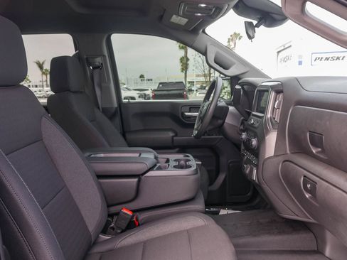 Used 2026 Chevrolet Silverado 1500 Custom Trail Boss AWD/4WD image 16
