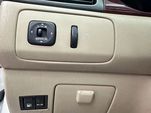 Used 2004 Lexus ES 330 image 12