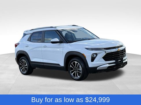 Used 2025 Chevrolet TrailBlazer LT AWD/4WD image 7