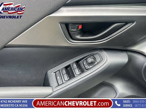 Used 2025 Subaru Impreza 2.0i AWD/4WD image 11