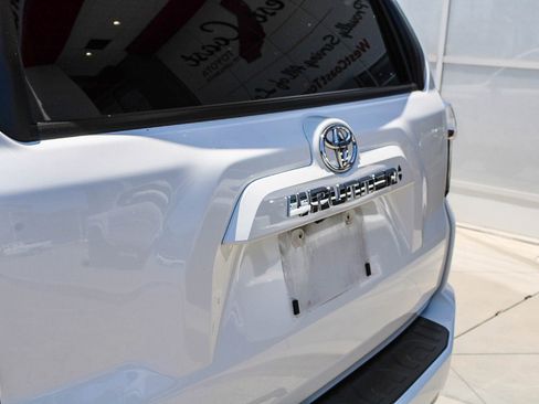 Used 2024 Toyota 4Runner SR5 Premium AWD/4WD image 11