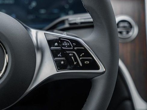 New 2026 Mercedes-Benz GLC 300 4MATIC image 27
