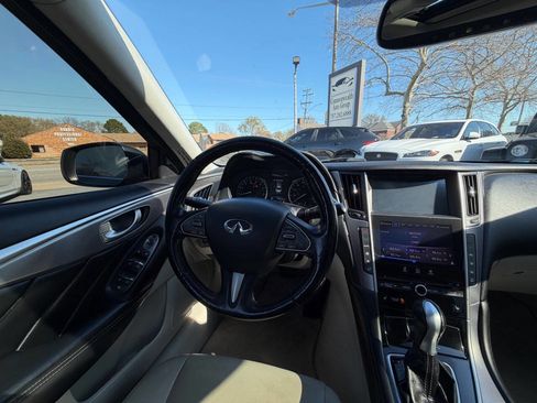 Used 2014 INFINITI Q50 Premium w/ Navigation Package image 26