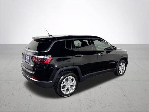 Certified 2024 Jeep Compass Sport AWD/4WD image 7