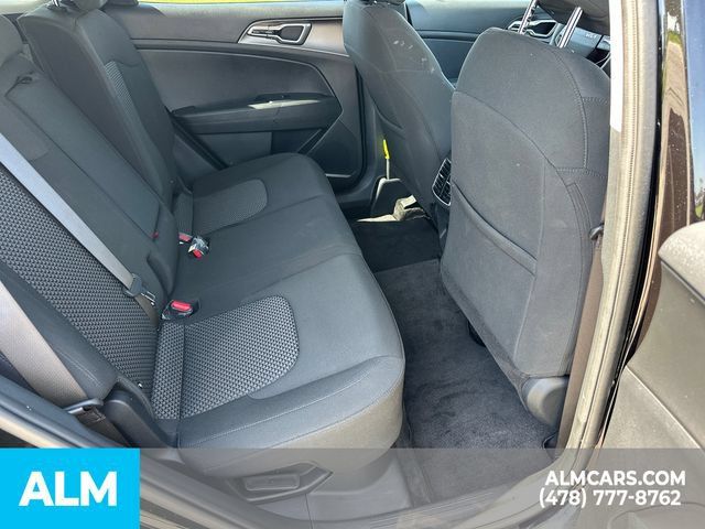 Used 2026 Kia Sportage LX FWD image 17