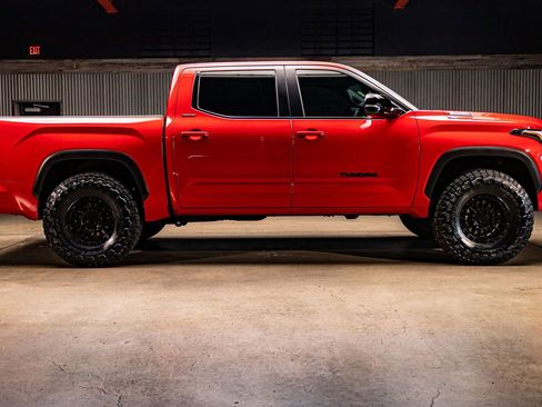 Used 2026 Toyota Tundra Limited image 11