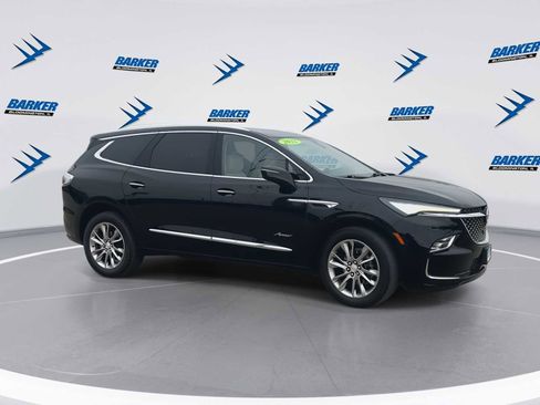 Used 2022 Buick Enclave Avenir w/ Avenir Technology Package image 2