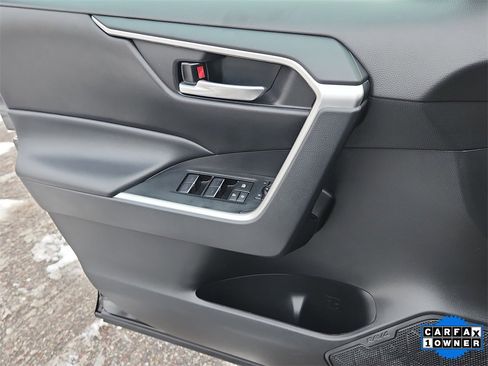 Used 2023 Toyota RAV4 XLE image 7