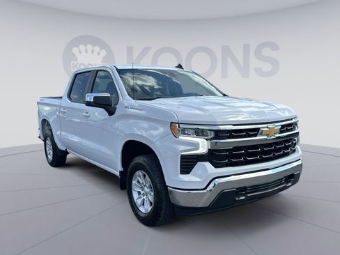 Used 2023 Chevrolet Silverado 1500 LT w/ Work Truck Package AWD/4WD image 2