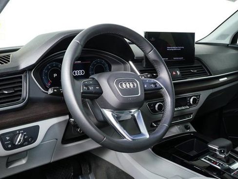 Used 2025 Audi Q5 2.0T Premium Plus w/ Premium Plus Package image 4
